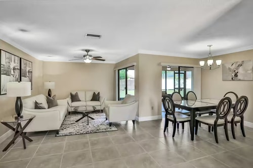 Sarasota 3BR | Pet-Friendly, Fenced Yard 9 Dwell
