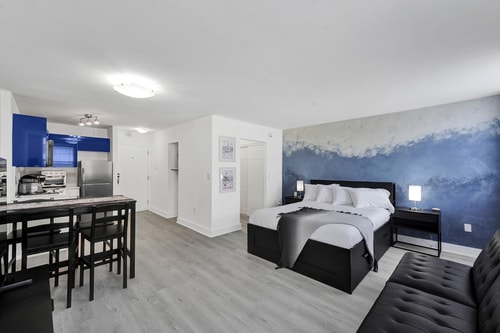 Ocean Dr 1BR • Miami Beach Getaway 3 Dwell