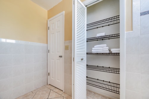 Sarasota 3BR | Pet-Friendly, Fenced Yard 34 Dwell