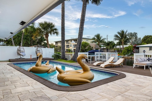 Fort Lauderdale | 4Bd Villa Waterfront Dock Pool Dwell
