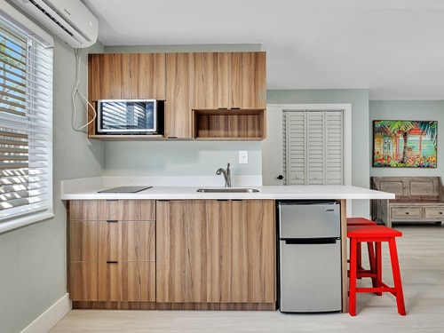 Beachside 1BR in Hollywood | Parking + WiFi 4 Dwell