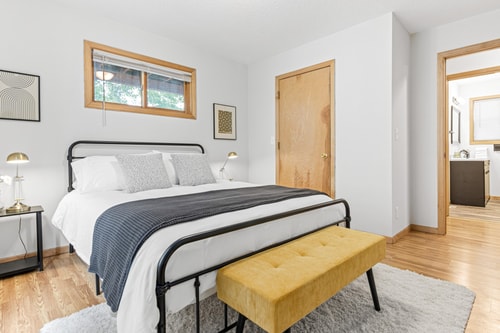 St Paul 6BR | 2 Kitchens + Game Room 2 Dwell