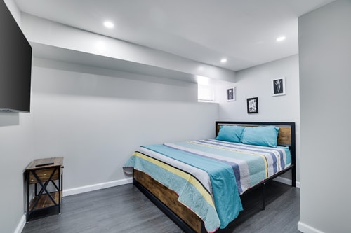 4BR Newark Stay w/ Parking And Fast Wi-Fi 14 Dwell