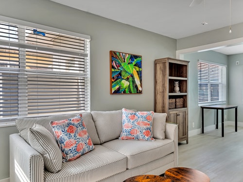 Dania Beach 1BR | Views + WiFi + Parking 2 Dwell