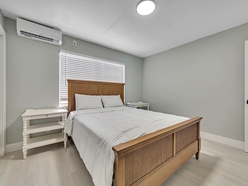 Dania Beach 1BR | Views + WiFi + Parking 10 Dwell