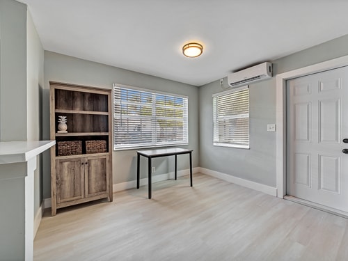 Hollywood Beach 1BR Getaway | WiFi + AC 16 Dwell