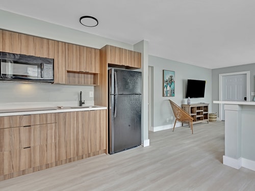 Hollywood Beach 1BR Getaway | WiFi + AC 6 Dwell