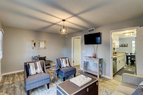 Hilton Head 2BR Escape | Pool + Sofa Bed 29 Dwell