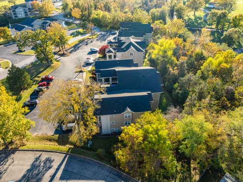 Branson 2BR Retreat | Jacuzzi + Gym + Pools 68 Dwell