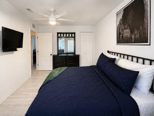 3BR Disney Getaway | Pool, Arcade & Tiki 28 Dwell