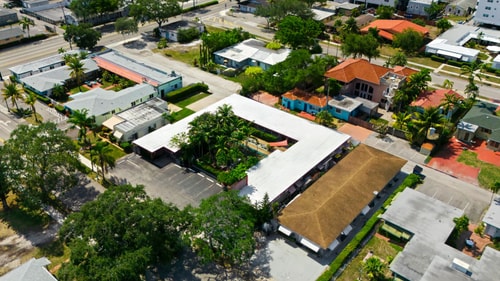 Bright 2BR Getaway | BBQ, Garden & Parking 34 Dwell