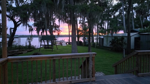 Lakefront 3BR Retreat w/ Shared Dock 26 Dwell