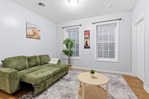 Cozy 2BR Apartment in Jersey City with Smart Lock 10 Dwell