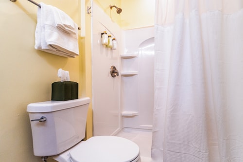 Uptown Charlotte 3BR | Hot Tub + Fire Pit 21 Dwell