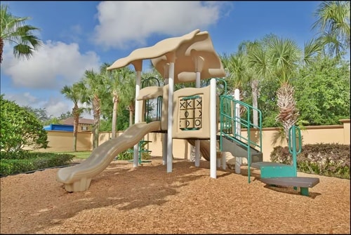 3BR Disney Getaway | Pool, Arcade & Tiki 4 Dwell