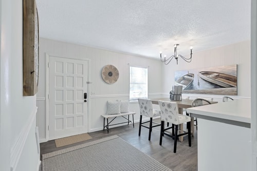 Central Hilton Head 2BR | Pool + Beaches 10 Dwell