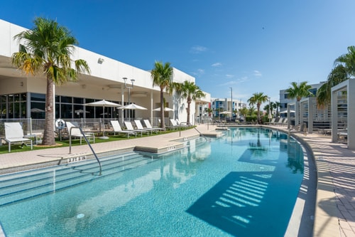 Daytona 2BR | Pool + Free Parking, Pets 34 Dwell