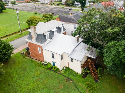 Renovated 4BR | 10 Min to Liberty University 57 Dwell