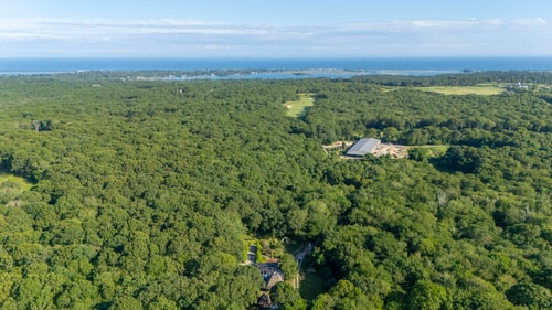 Charlestown Retreat | 2 Pools & Fire Pits 69 Dwell