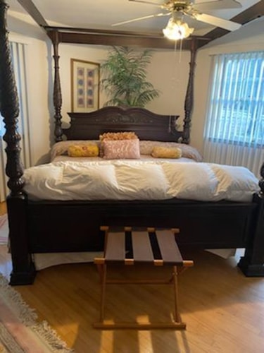 River Views + Huge Yard | Raleigh 3BR Retreat 9 Dwell