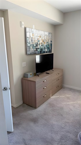 Modern 1BR Condo Near Gulf Coast Town Center 8 Dwell