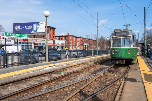 39S1.P | 1BR 2B w/AC & W/D 75ft to 'C' Greenline 16 Dwell