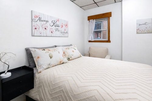 Spacious 2BR Apt • Free Parking • Baden 11 Dwell