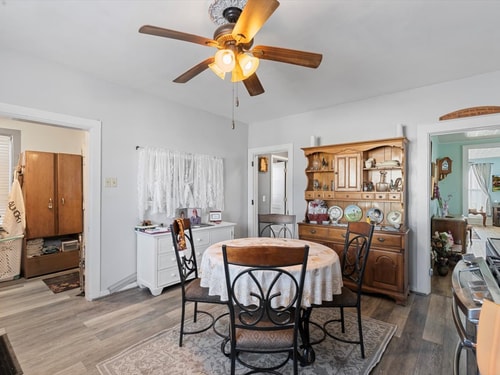 Pet-Friendly Historic 4BR Home in Illinois 8 Dwell