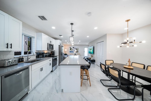 Miami 4BR Family Home | Patio + Parking 15 Dwell