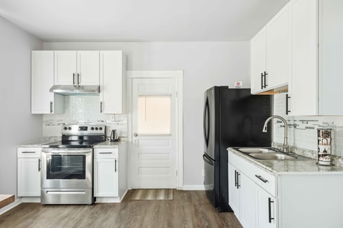 Detroit 3BR Retreat w/ Wi-Fi + Street Parking 5 Dwell