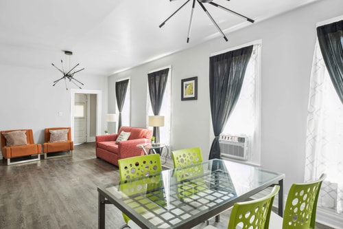 Detroit 3BR Retreat w/ Wi-Fi + Street Parking 10 Dwell