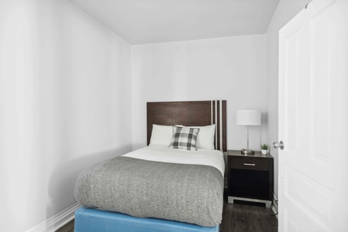 Detroit 3BR Retreat w/ Wi-Fi + Street Parking 20 Dwell