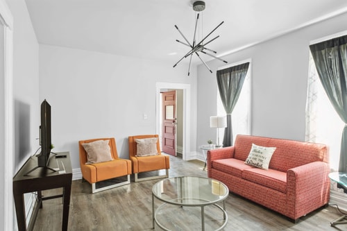 Detroit 3BR Retreat w/ Wi-Fi + Street Parking 2 Dwell