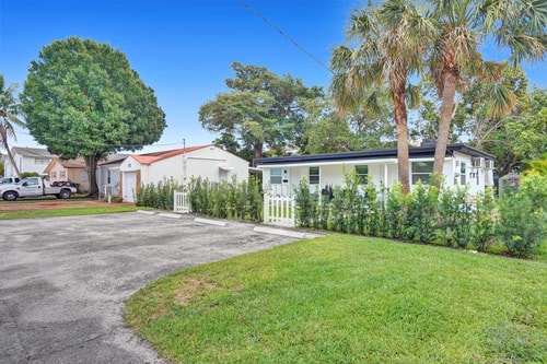 Miami Area 1BR | Minutes to Beach + Aventura 25 Dwell