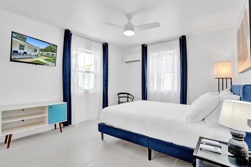 1BR Near Beach & Aventura | Hallandale 10 Dwell