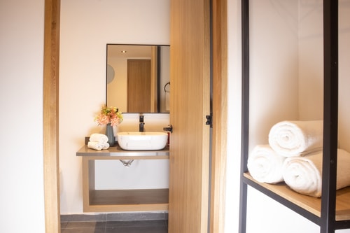 Rosa Negra Suite Near Stadium 9 Dwell