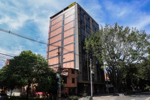 Stadio Serenity | Rosa Negra Aparta-Suite 9 Dwell