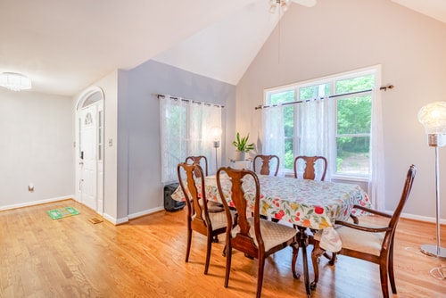 VA Riverfront 4BR | Dock + Kayaks + Games 16 Dwell