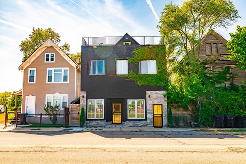 Bright & Airy Home w/Stylish, Contemporary Touches 3 Dwell