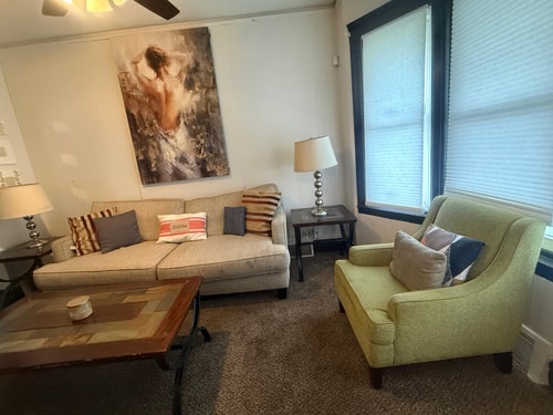 Detroit 3BR Home with Backyard | Sleeps 6 6 Dwell