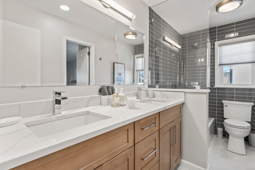 Neptune City 4BR | Private Pool + Sunset Views 18 Dwell