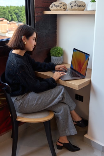 Stadium Hideaway | Rosa Negra Jacuzzi 9 Dwell