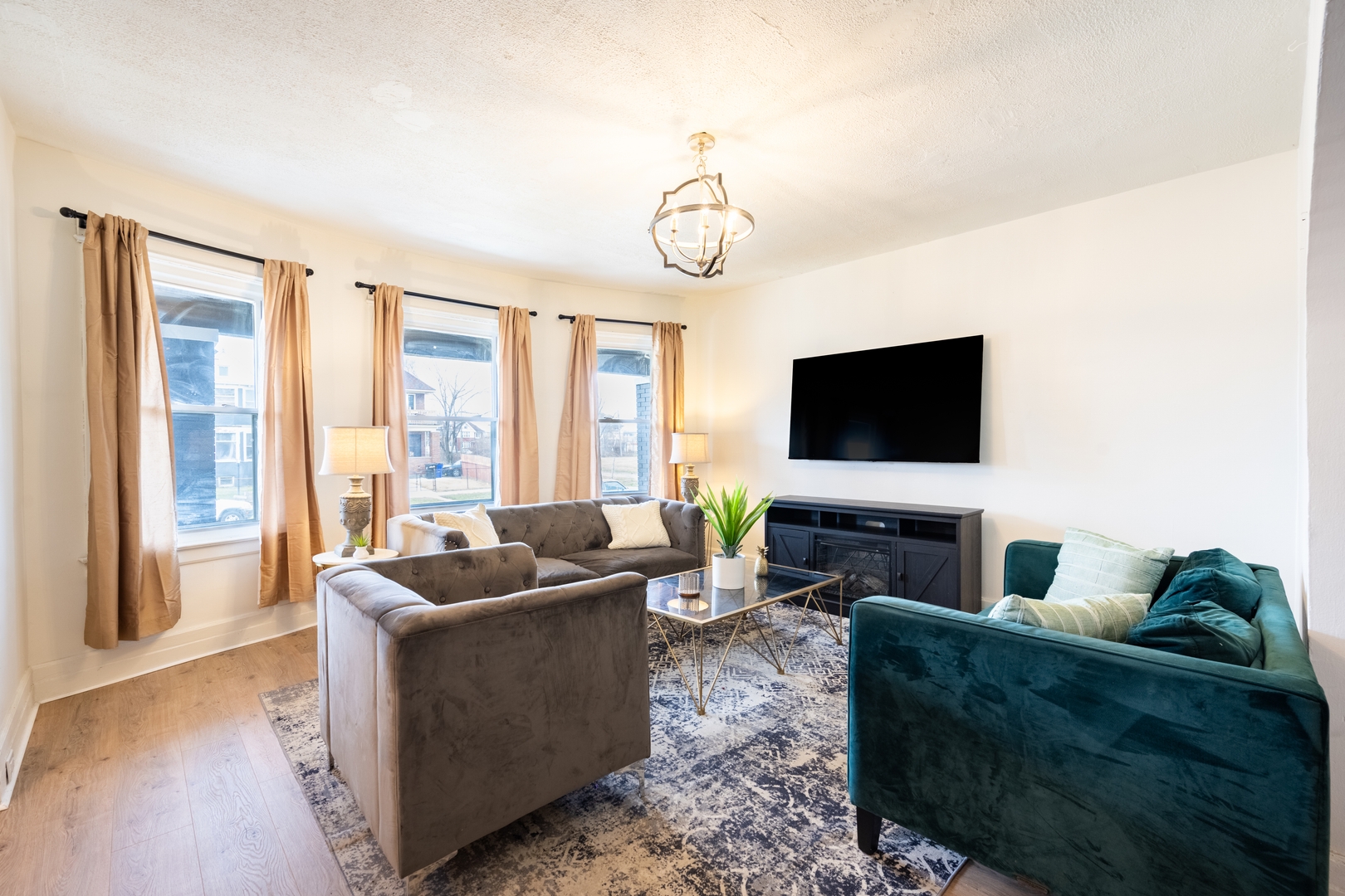 Modern 3BR Detroit Home Near Downtown Dwell