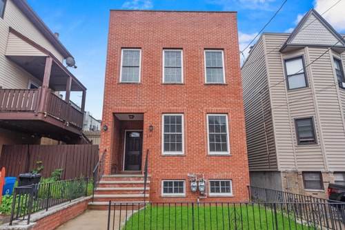 Cozy 2BR Apartment in Jersey City with Smart Lock 40 Dwell