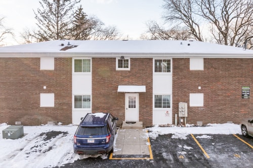 Sandwich IL 1BR | Near Lake + Downtown 15 Dwell