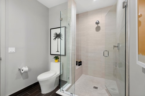 Chic Ft Lauderdale 2BR | Pool + Nightlife 39 Dwell
