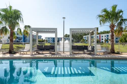 Daytona 2BR | Pool + Free Parking, Pets 35 Dwell