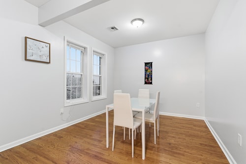 Cozy 2BR Apartment in Jersey City with Smart Lock 24 Dwell