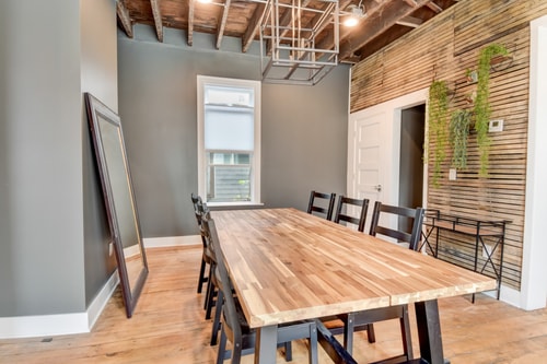 Downtown Milwaukee Area | 4BR Home | Sleeps 14 10 Dwell