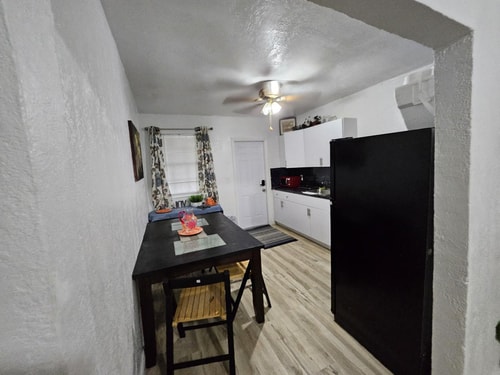 Brickell 2BR Retreat • Patio • Pets OK 8 Dwell